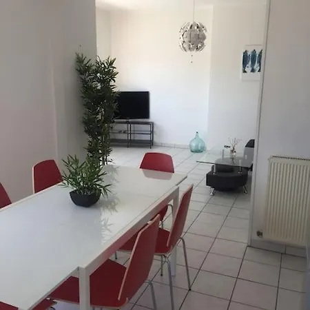 Magnifique Appartement Vue Mer Plage De Foncillon Royan Exterior photo